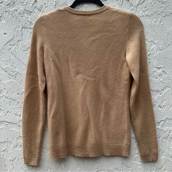 BLOOMINGDALES Cashmere Sweater Cardigan Women XS Tan Neutral Gold Buttons Office - Picture 4 of 6